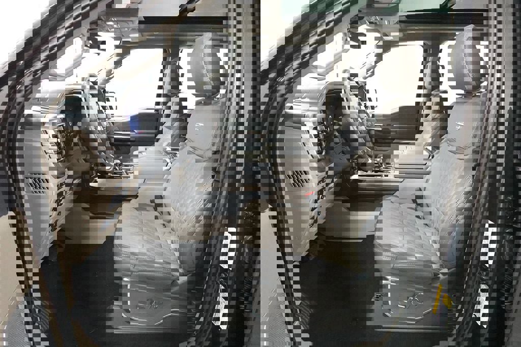 Certified 2024 Ford F150 Platinum w/ Equipment Group 703A Plus image 25