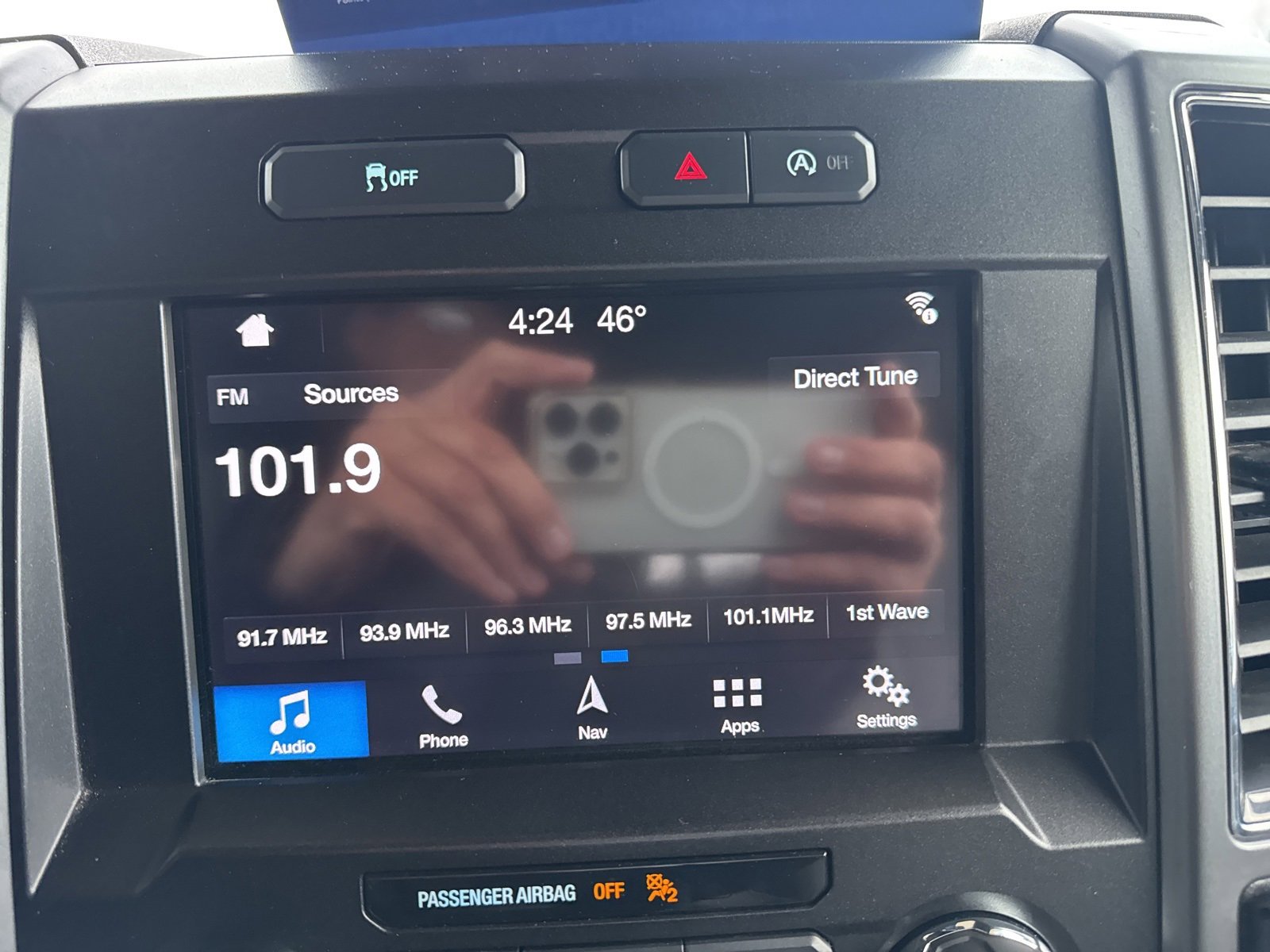 Certified 2019 Ford F150 XLT w/ Equipment Group 302A Luxury image 34