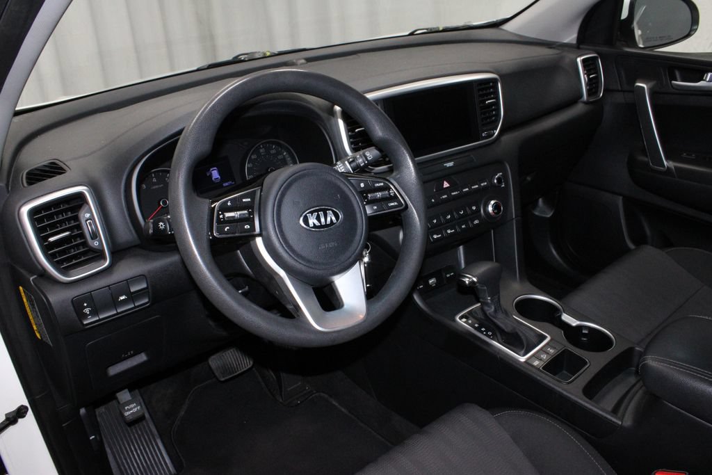 Used 2022 Kia Sportage LX AWD/4WD image 24