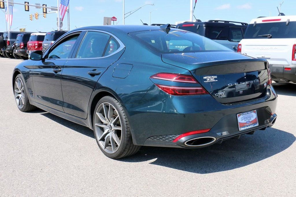 Used 2025 Genesis G70 2.5T image 7