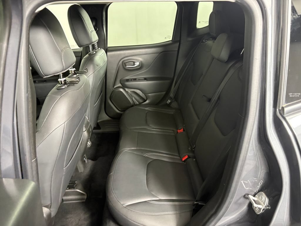 Used 2022 Jeep Renegade Limited AWD/4WD image 27