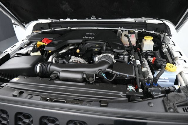Used 2021 Jeep Gladiator Sport AWD/4WD image 31