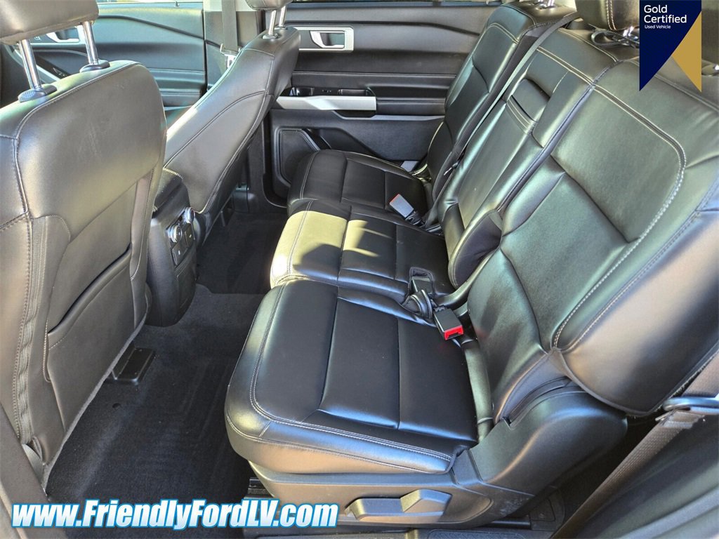 Certified 2022 Ford Explorer XLT w/ Equipment Group 202A image 10