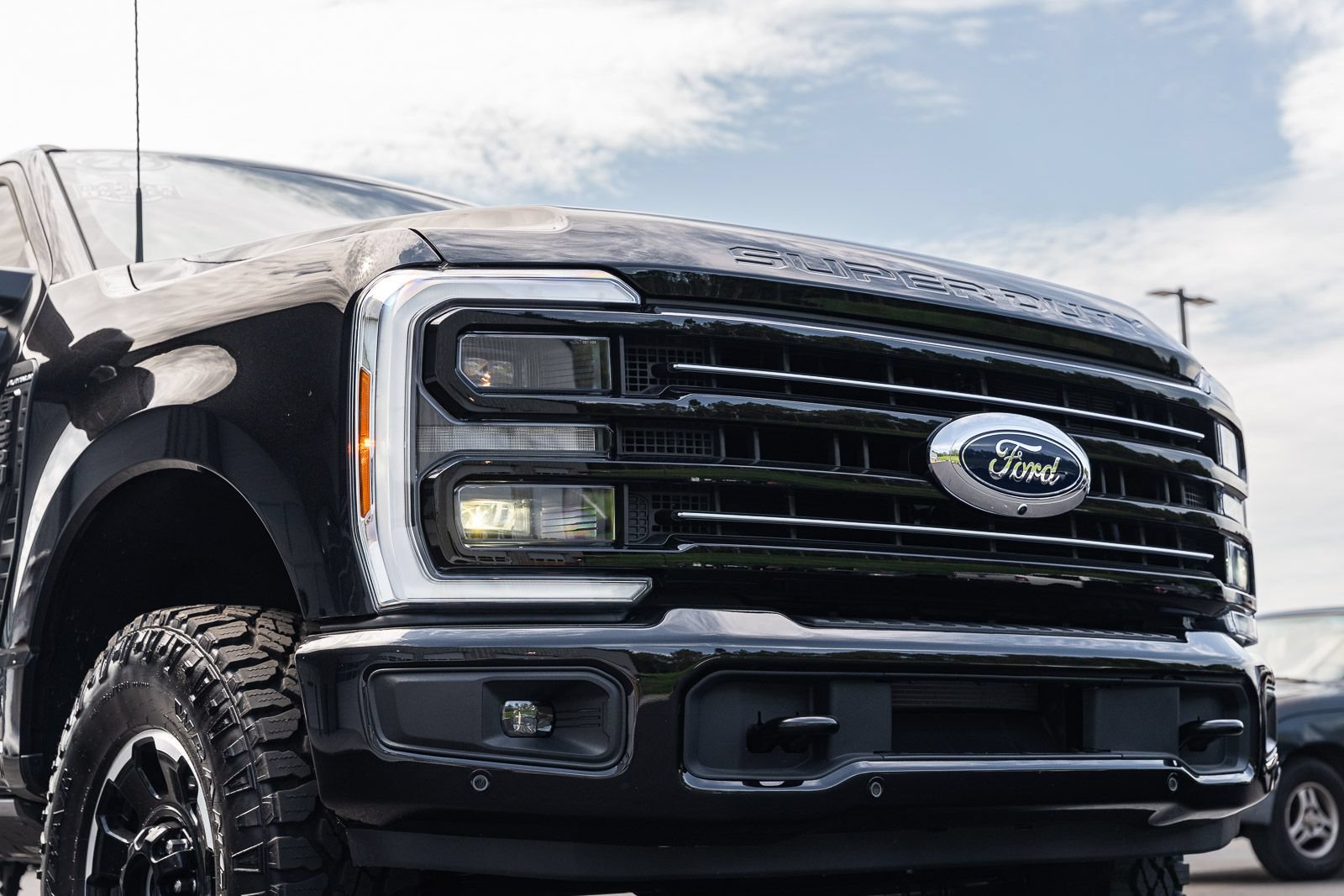 Certified 2026 Ford F250 Platinum w/ Tremor Off-Road Package AWD/4WD image 10
