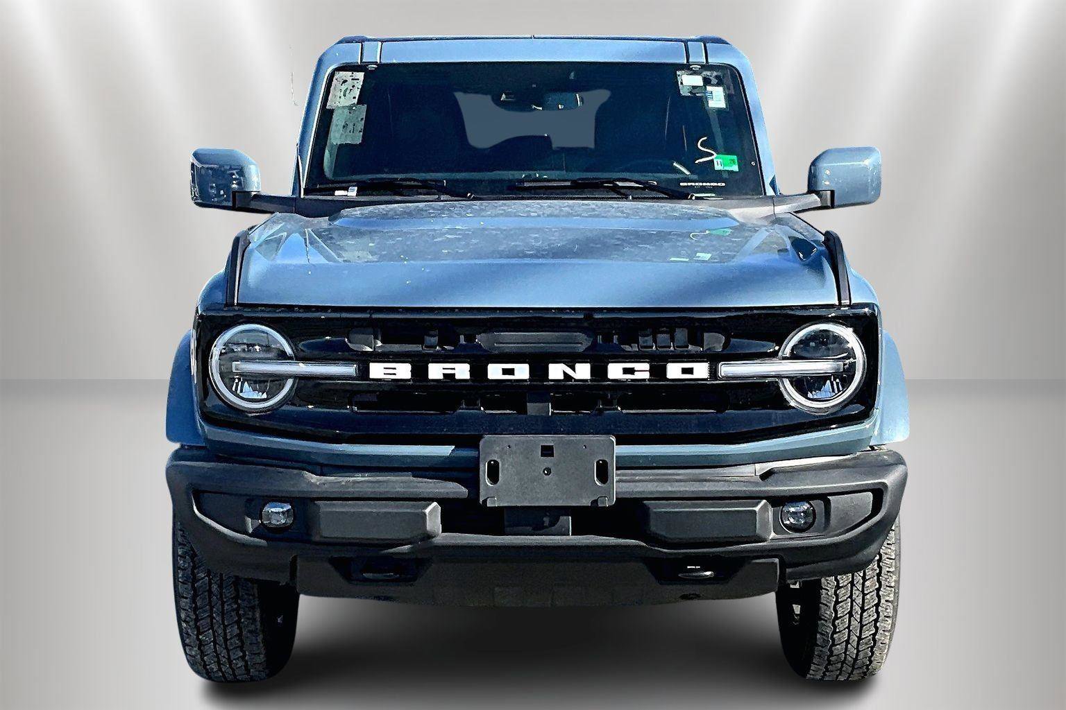 Certified 2025 Ford Bronco Outer Banks image 3