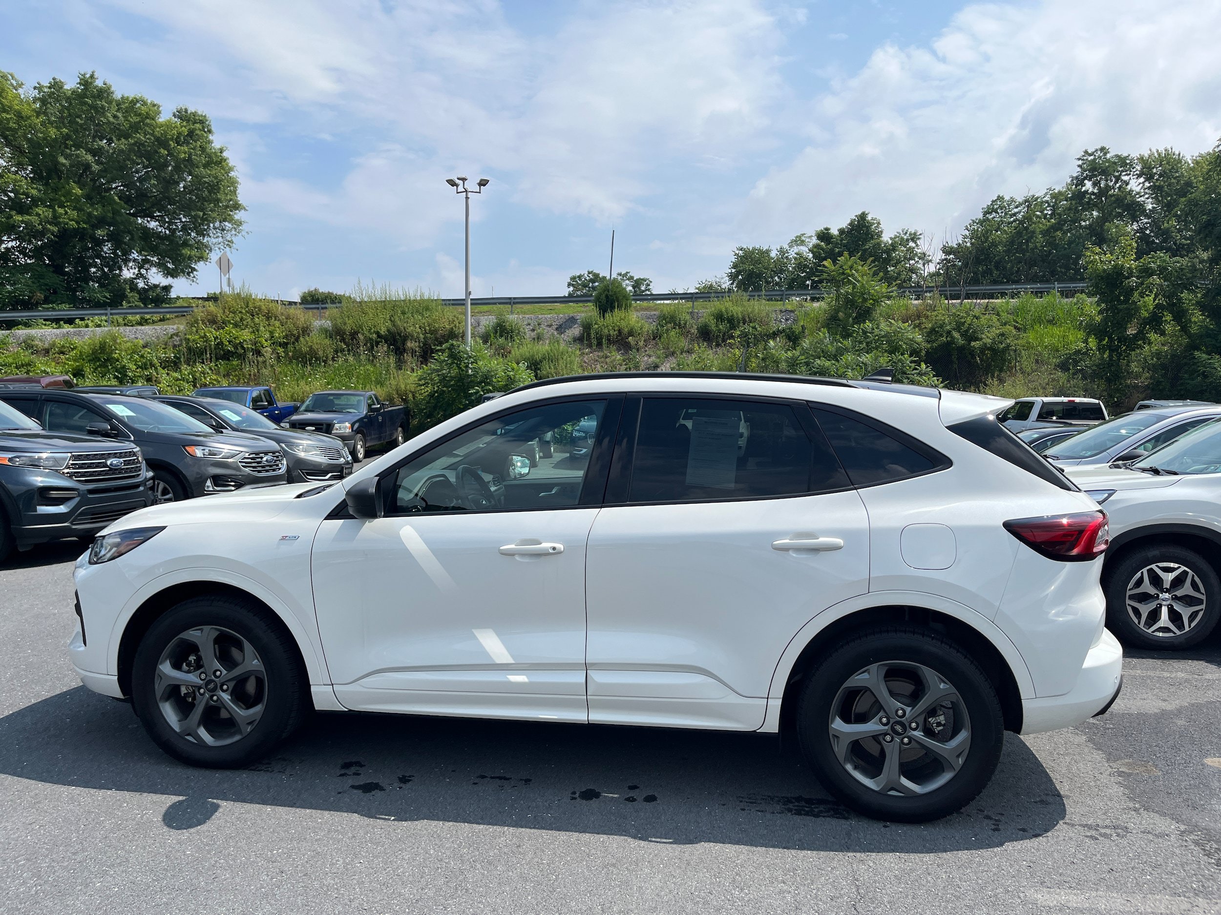 Certified 2023 Ford Escape ST-Line w/ Tech Pack #1 AWD/4WD image 7