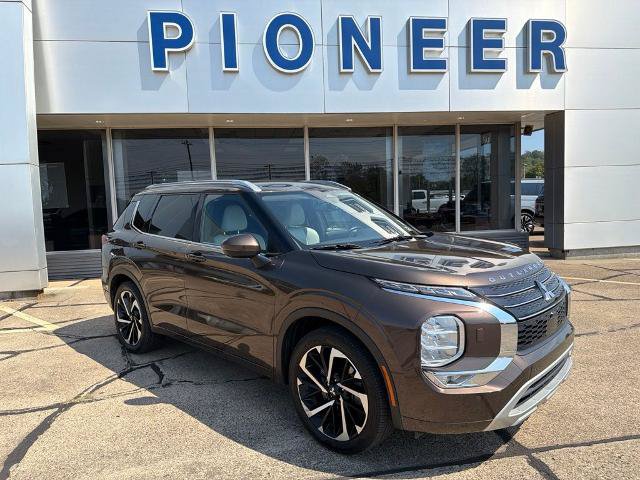 Used 2023 Mitsubishi Outlander SEL Black Edition