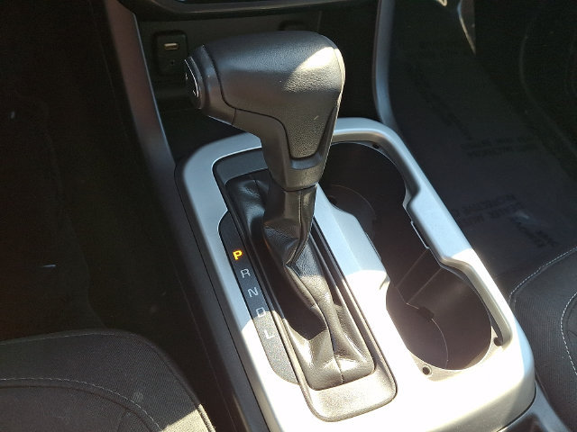 Used 2018 Chevrolet Colorado LT AWD/4WD image 14