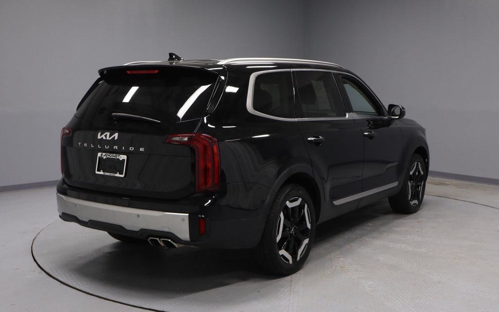 Used 2024 Kia Telluride S w/ S Sunroof Package FWD image 12