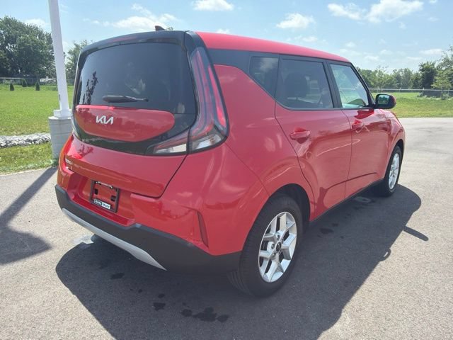 Used 2024 Kia Soul LX w/ Option Group 015 FWD image 7