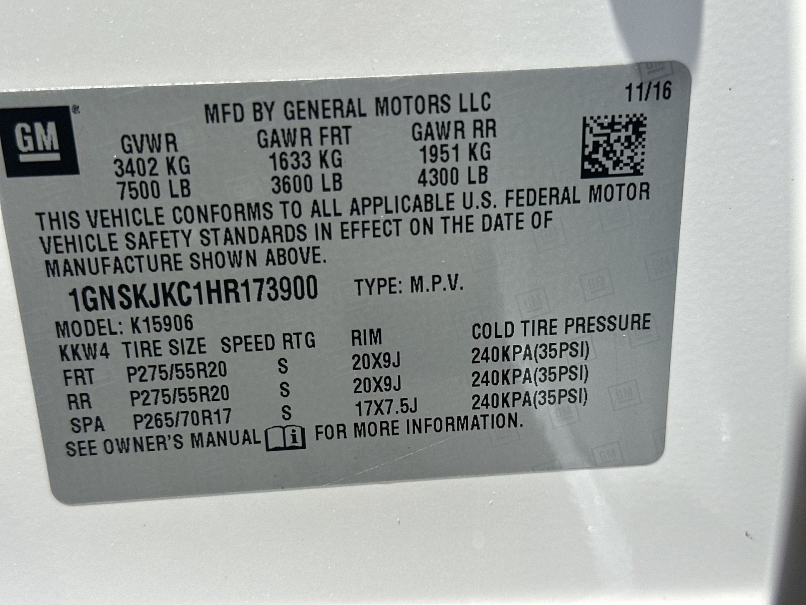 Used 2017 Chevrolet Suburban Premier AWD/4WD image 39