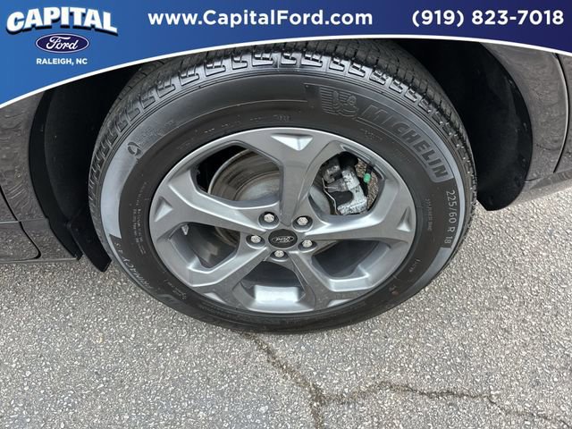 Certified 2024 Ford Escape ST-Line w/ Tech Pack #1 image 13