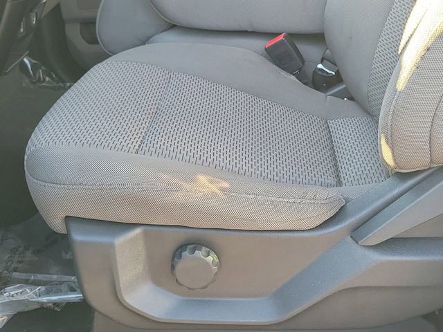 Certified 2022 Ford F550 XLT image 21