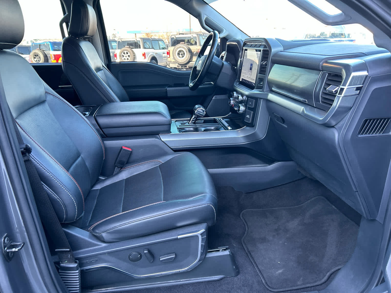 Certified 2023 Ford F150 Lariat image 18