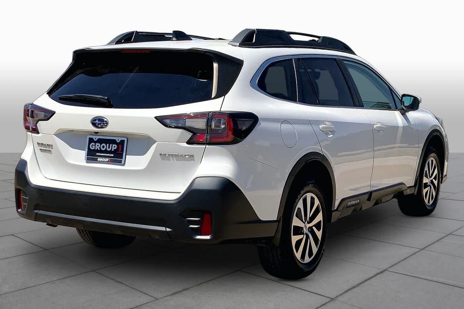 Used 2021 Subaru Outback Premium AWD/4WD image 13