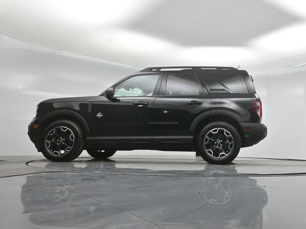 Certified 2025 Ford Bronco Sport Outer Banks w/ Outer Banks Tech Package+ AWD/4WD image 8