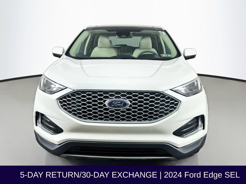 Certified 2024 Ford Edge SEL w/ Convenience Package AWD/4WD image 3