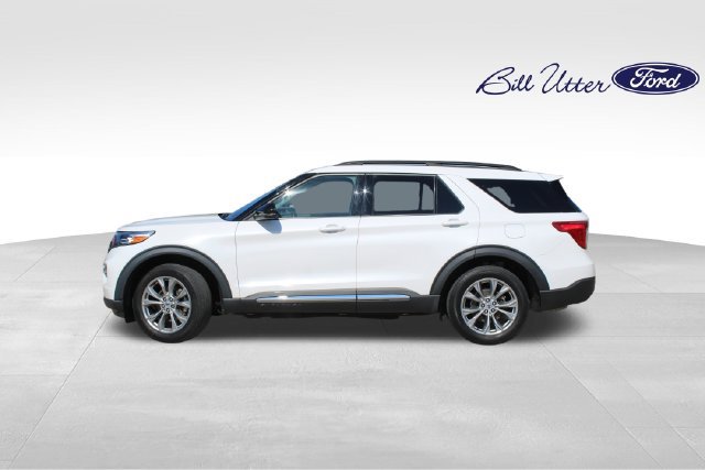 Certified 2023 Ford Explorer XLT w/ Equipment Group 202A AWD/4WD image 8
