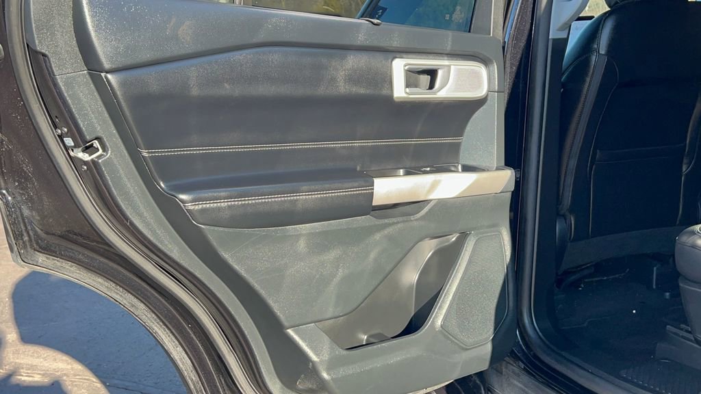Certified 2023 Ford Explorer Limited w/ Limited Technology Package image 38