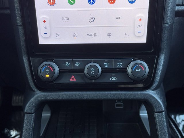 Certified 2024 Ford Ranger Lariat w/ Trailer Tow Package image 17