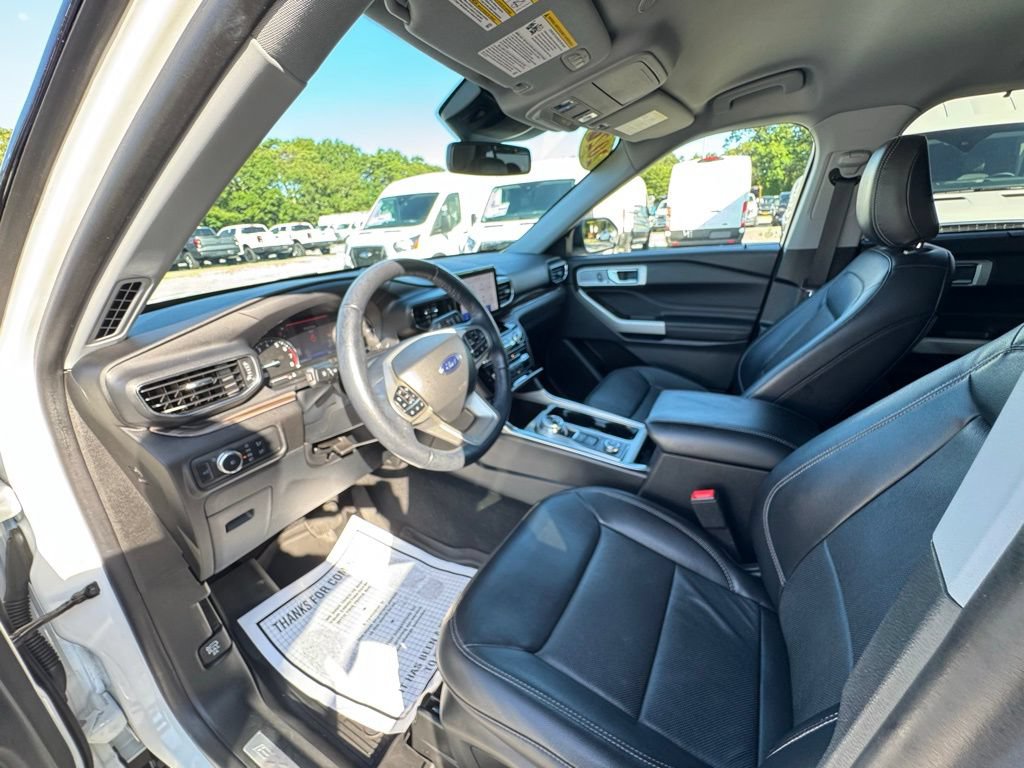 Certified 2022 Ford Explorer Limited AWD/4WD image 14