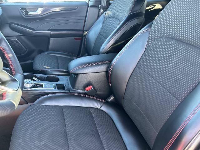 Certified 2024 Ford Escape ST-Line w/ Tech Pack #1 AWD/4WD image 27