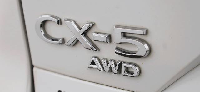 Used 2022 MAZDA CX-5 AWD 2.5 S w/ Premium Package image 33