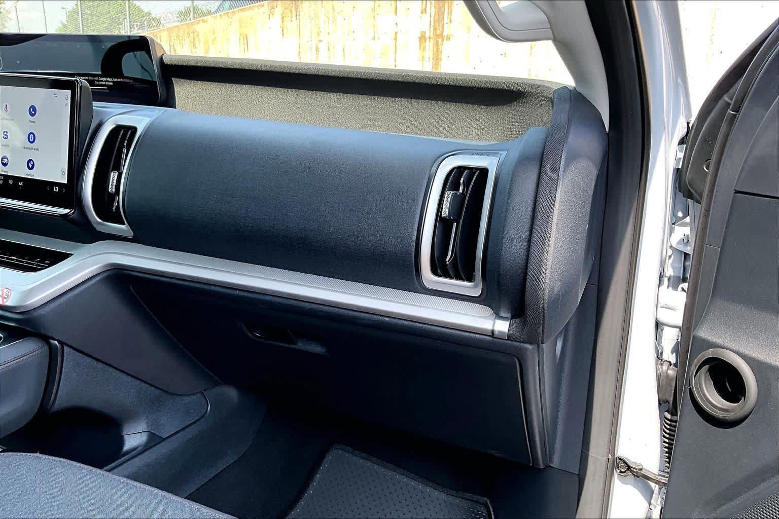 Certified 2025 Ford Expedition Active RWD image 19
