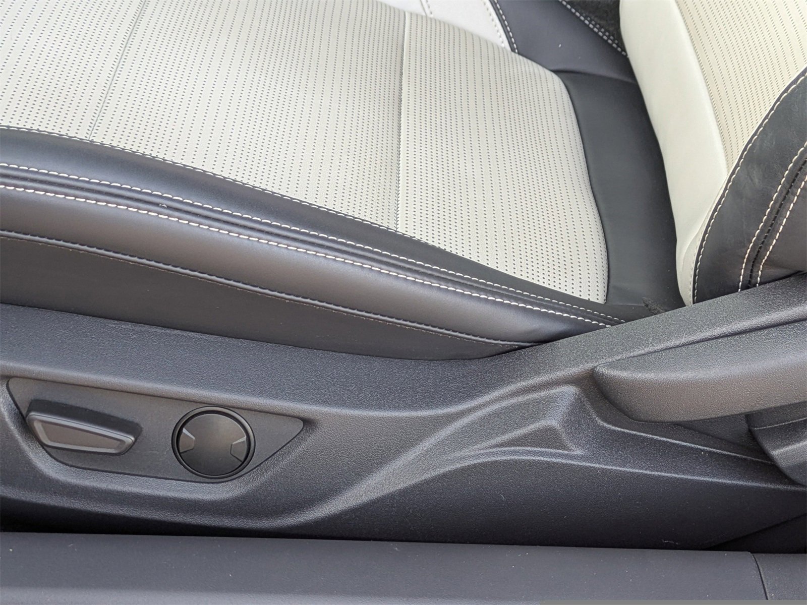 Certified 2024 Ford Mustang GT Premium image 20