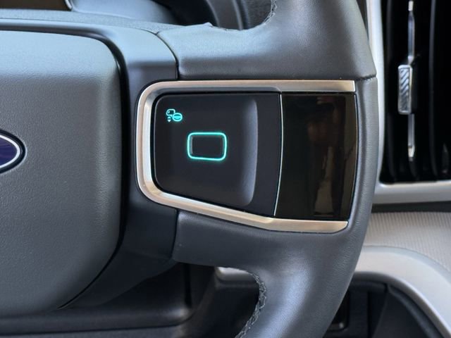 Certified 2025 Ford Expedition Active image 14