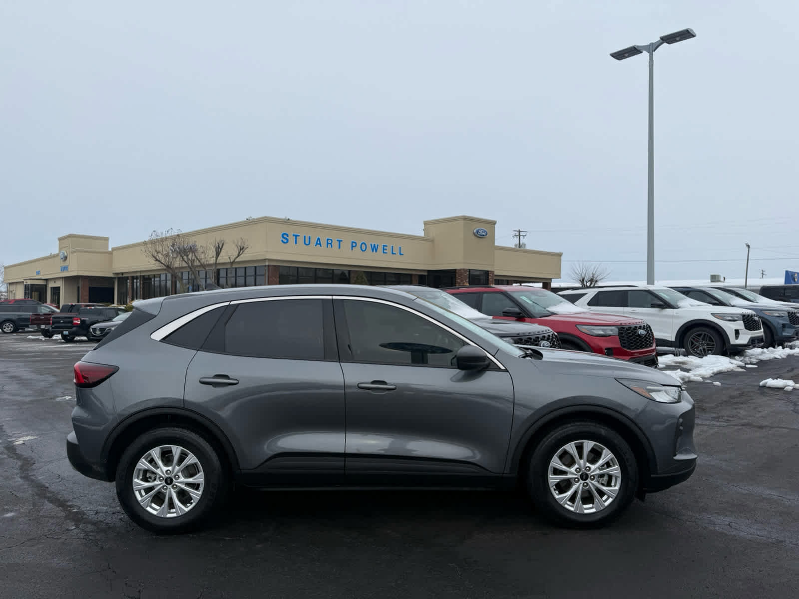 Certified 2024 Ford Escape Active image 2