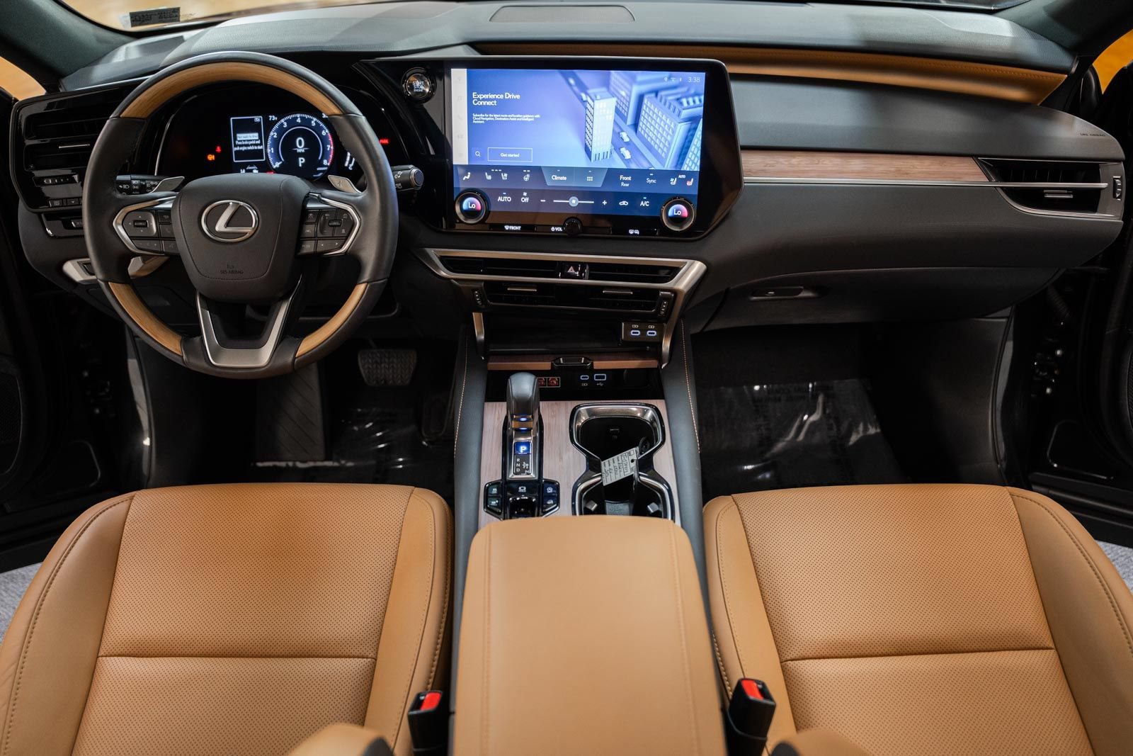Used 2024 Lexus RX 350 Premium w/ Accessory Package (Z1) AWD/4WD image 26