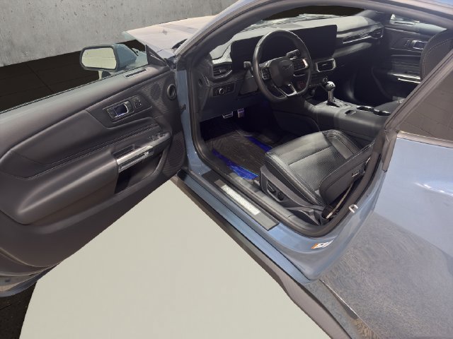 Certified 2025 Ford Mustang GT Premium RWD image 9