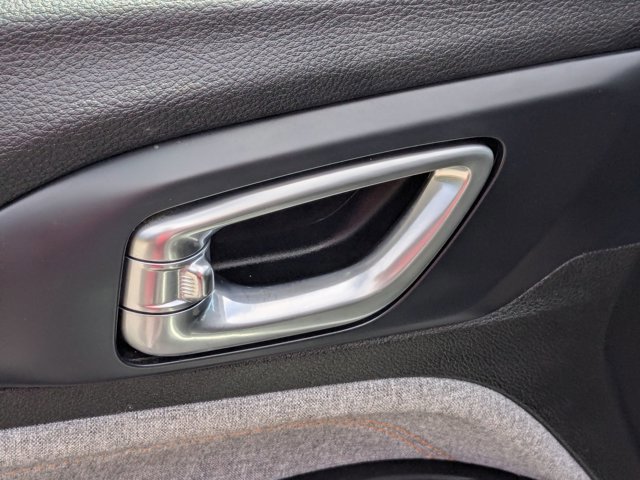 Used 2022 Jeep Compass Sport image 15