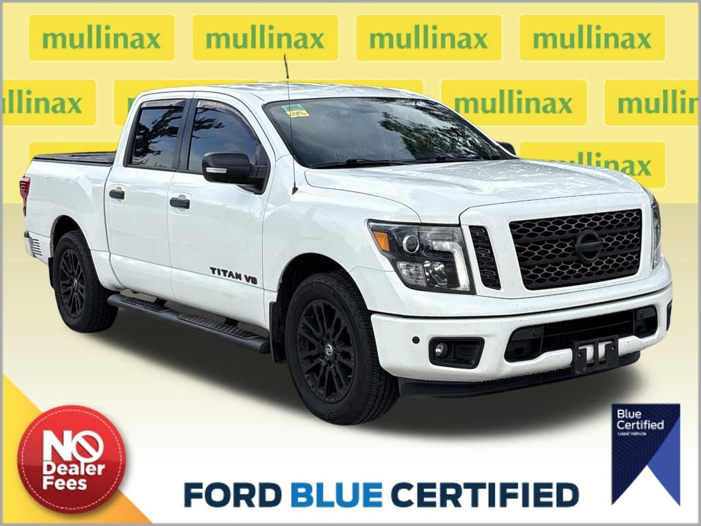 Used 2018 Nissan Titan SV w/ SV Convenience Package image 1