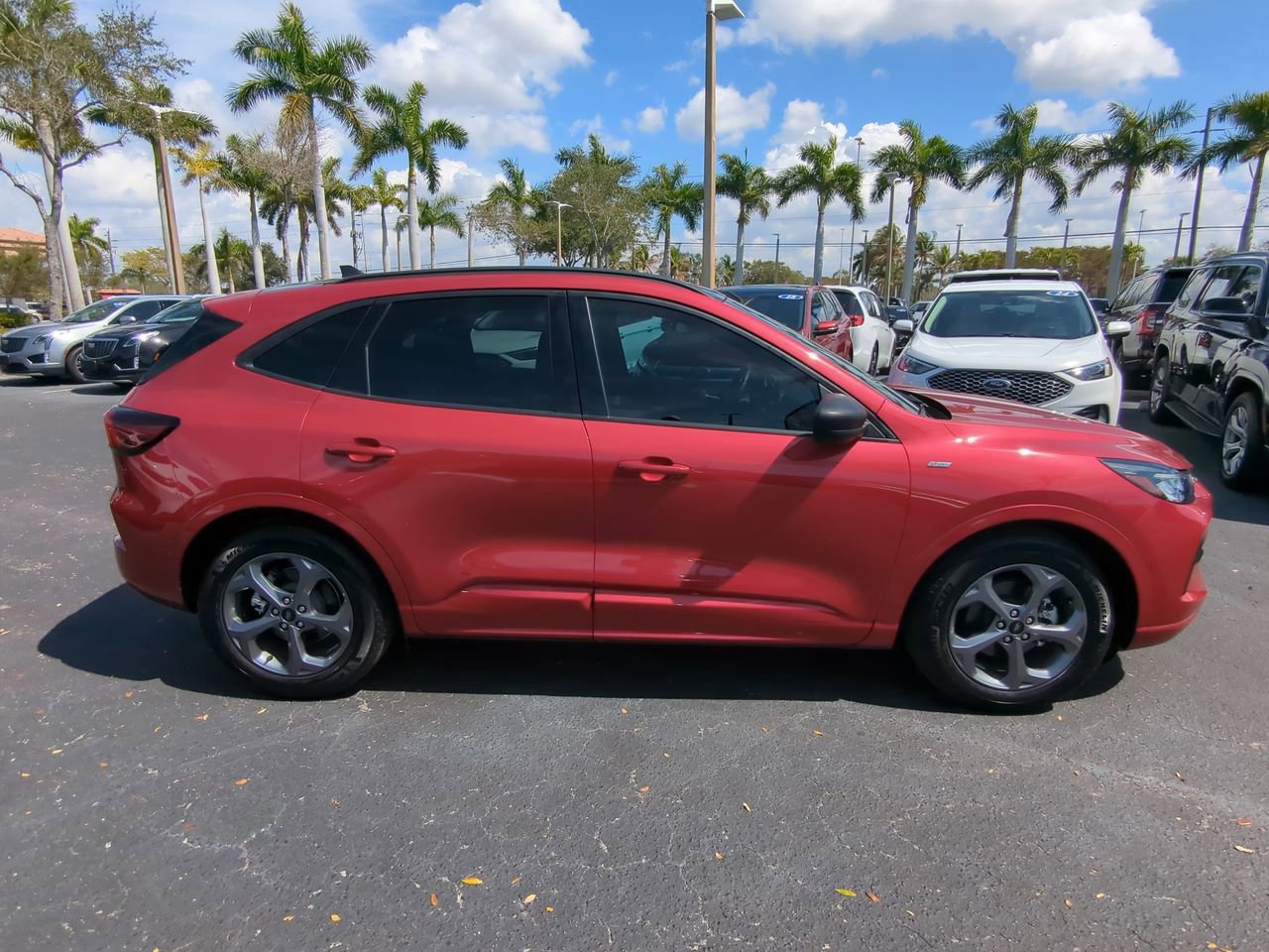 Certified 2023 Ford Escape ST-Line w/ Tech Pack #1 image 6