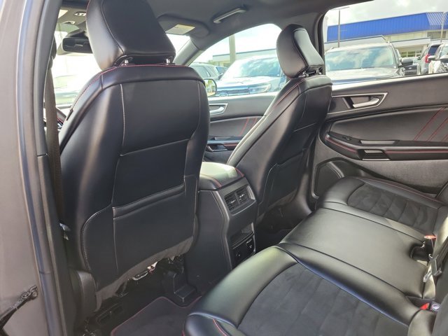 Certified 2023 Ford Edge ST-Line image 14