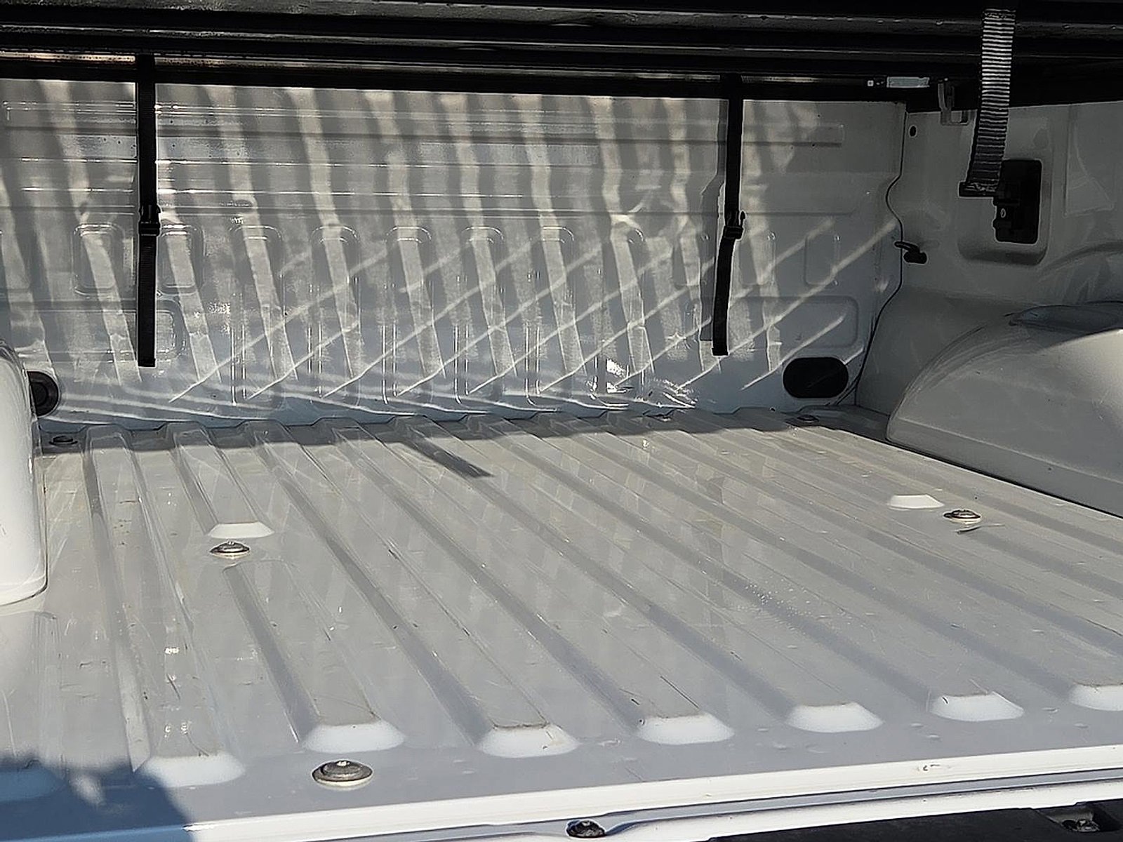 Certified 2022 Ford F150 XLT w/ Equipment Group 302A High image 8