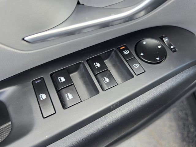Used 2025 Hyundai Tucson SEL FWD image 17