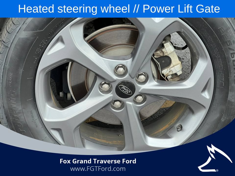 Certified 2025 Ford Escape ST-Line Select AWD/4WD image 7