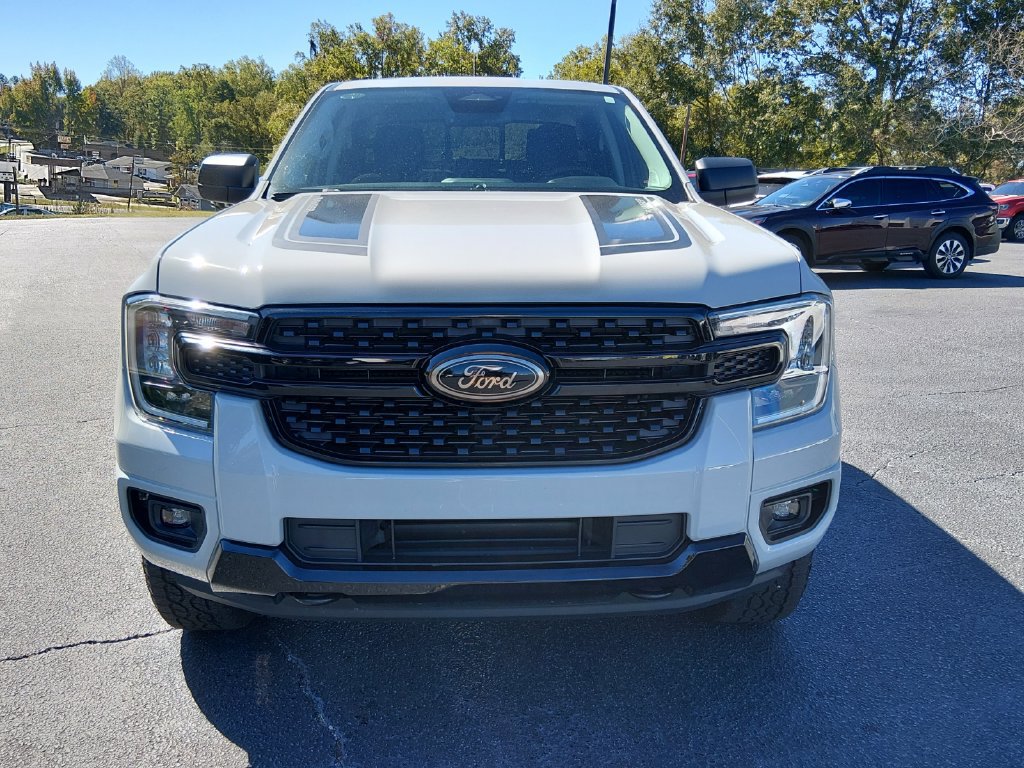 Certified 2026 Ford Ranger XLT w/ Black Appearance Package AWD/4WD image 9