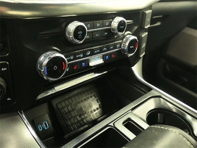 Certified 2022 Ford F150 Lariat w/ Equipment Group 502A High image 18