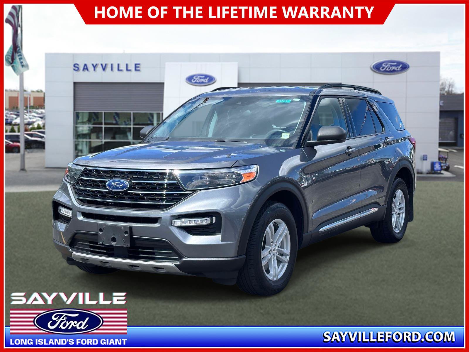 Certified 2024 Ford Explorer XLT w/ Equipment Group 202A AWD/4WD image 1