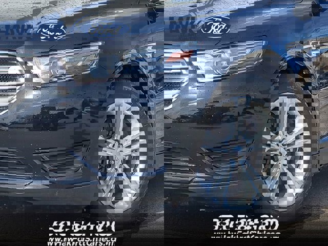 Certified 2017 Ford Taurus SE image 3