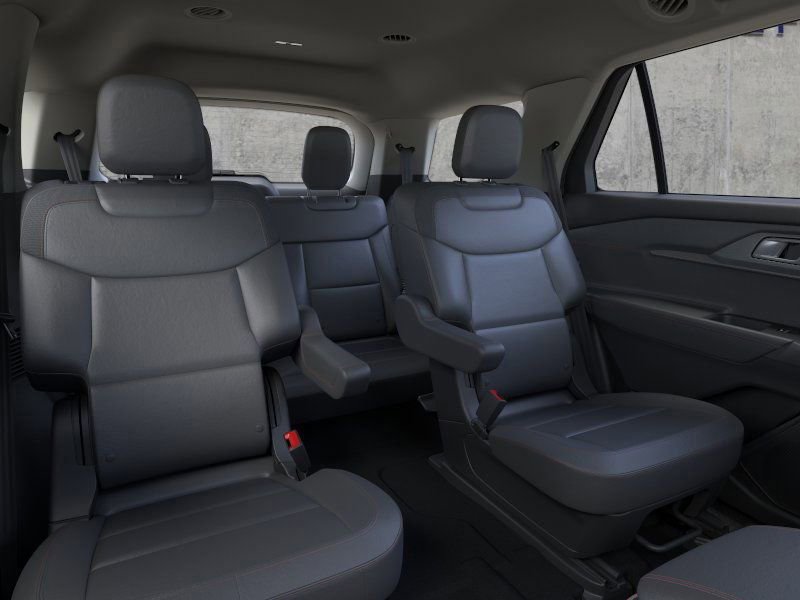 Certified 2025 Ford Explorer Active w/ Active Comfort Package RWD image 11