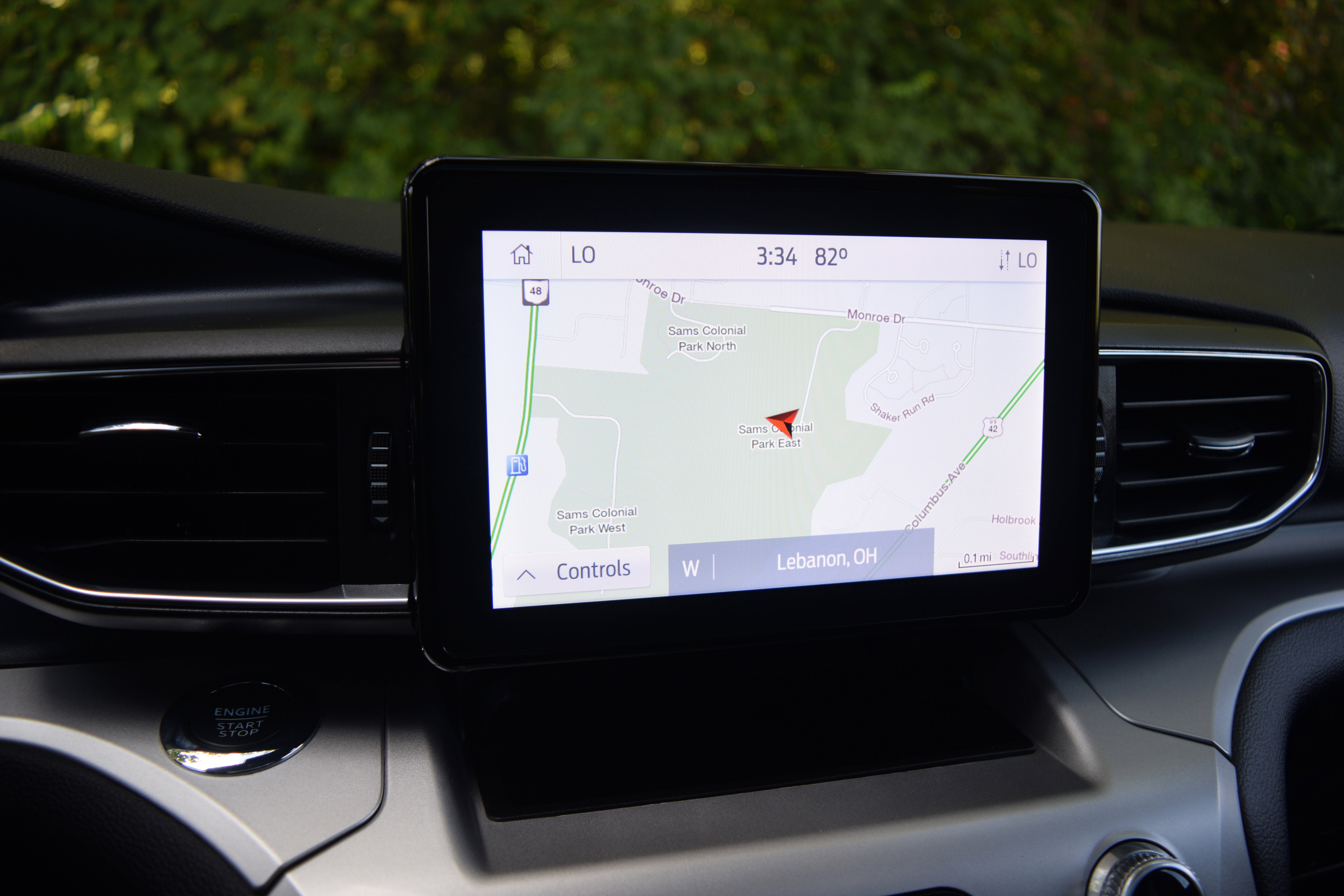 Certified 2022 Ford Explorer XLT w/ Equipment Group 202A image 7