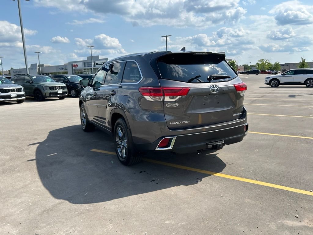 Used 2018 Toyota Highlander Limited Platinum AWD/4WD image 9