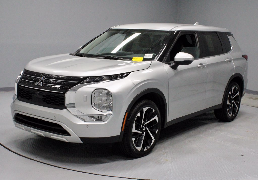 Used 2024 Mitsubishi Outlander SE AWD/4WD image 6