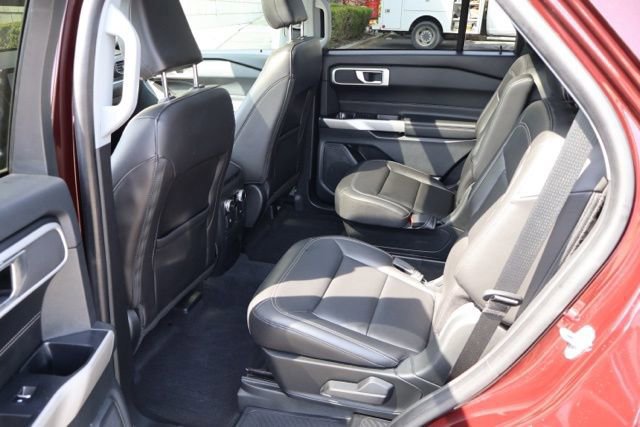 Certified 2022 Ford Explorer XLT w/ Equipment Group 202A image 23