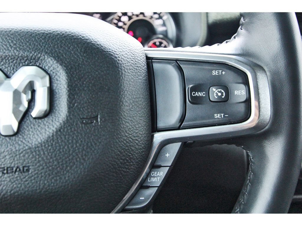 Used 2023 RAM 1500 Laramie AWD/4WD image 18